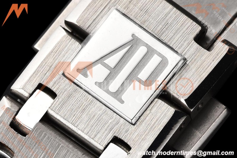 Audemars Piguet - Royal Oak 39mm 16202XT TI/TI Smoked Burgundy ZF A7121