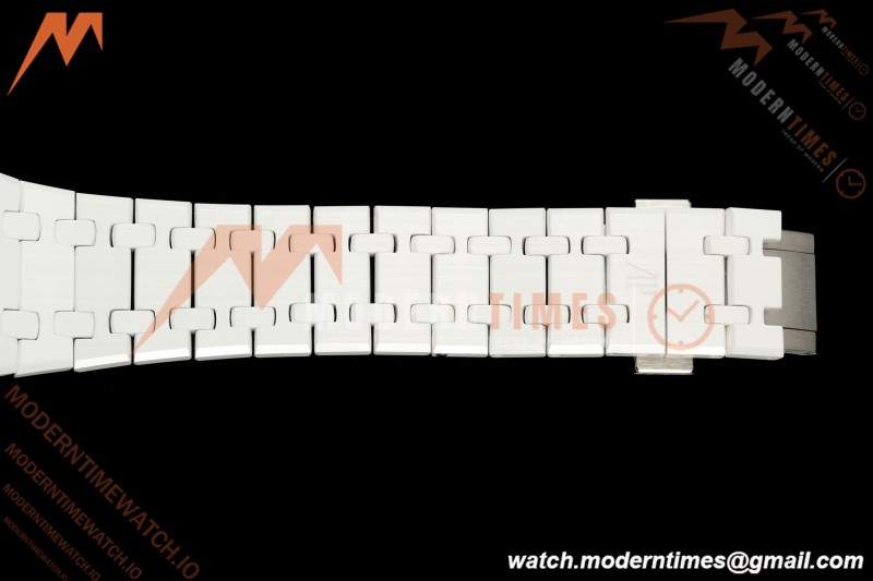 Audemars Piguet - Royal Oak Chrono 26240CE 41mm White Ceramic Black Dial APSF SA4401