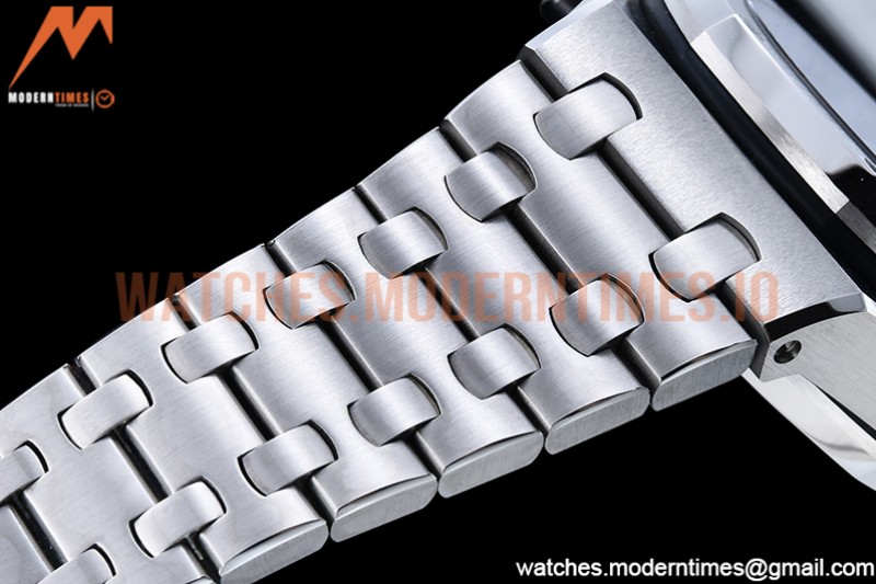 Audemars Piguet - AP ROO Chronograph SS/SS Wht/Num APF 7750 Mod