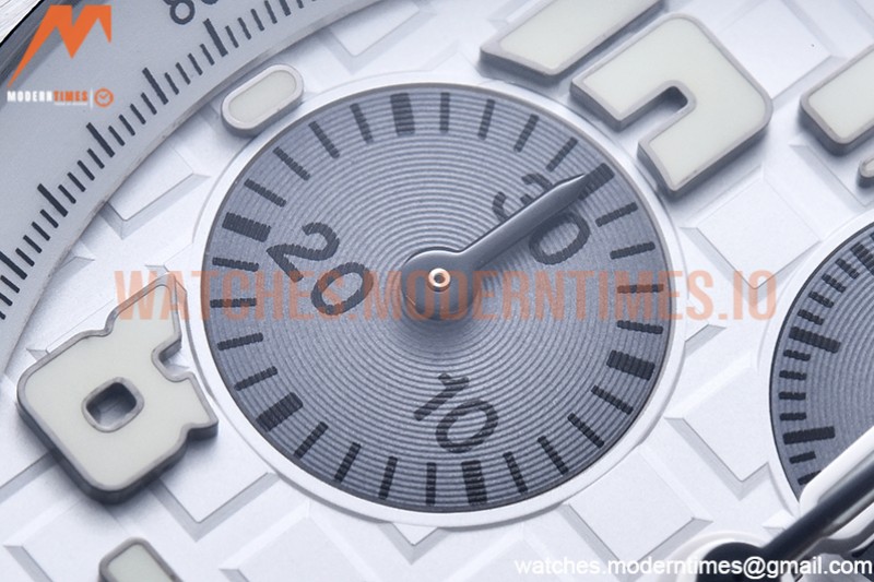 Audemars Piguet - AP ROO Chronograph SS/SS Wht/Silv/Num APF 7750 Mod