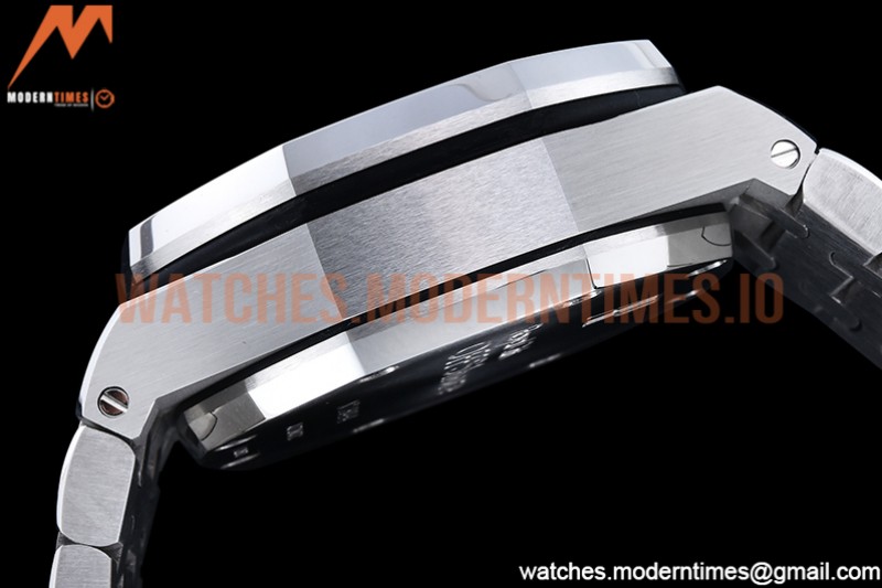 Audemars Piguet - AP ROO Chronograph SS/SS Wht/Silv/Num APF 7750 Mod
