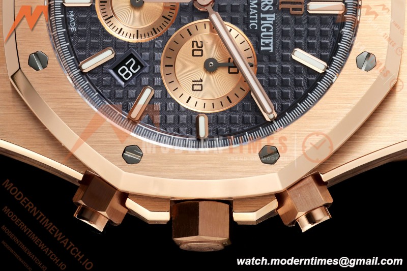 Audemars Piguet - Royal Oak Chronograph 26331OR RG/RG Blue/Stk APWF A2385