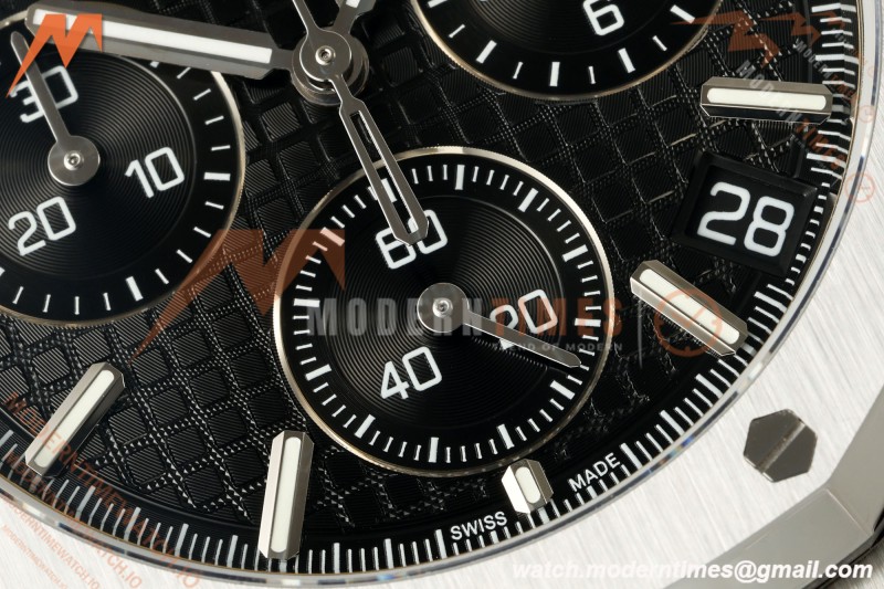 Audemars Piguet - Royal Oak 26240ST 50th Anniversary 41mm SS/RU Black SWF Dial DDF DD4401
