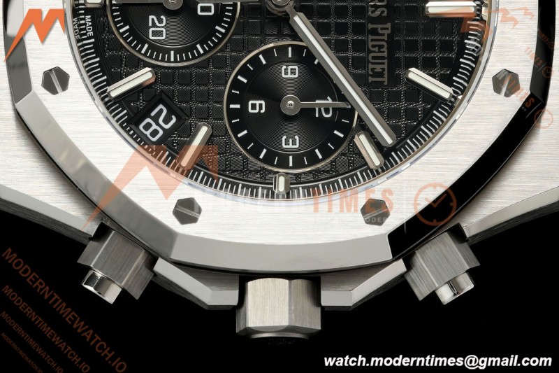 Audemars Piguet - Royal Oak 26240ST 50th Anniversary 41mm SS/RU Black SWF Dial DDF DD4401