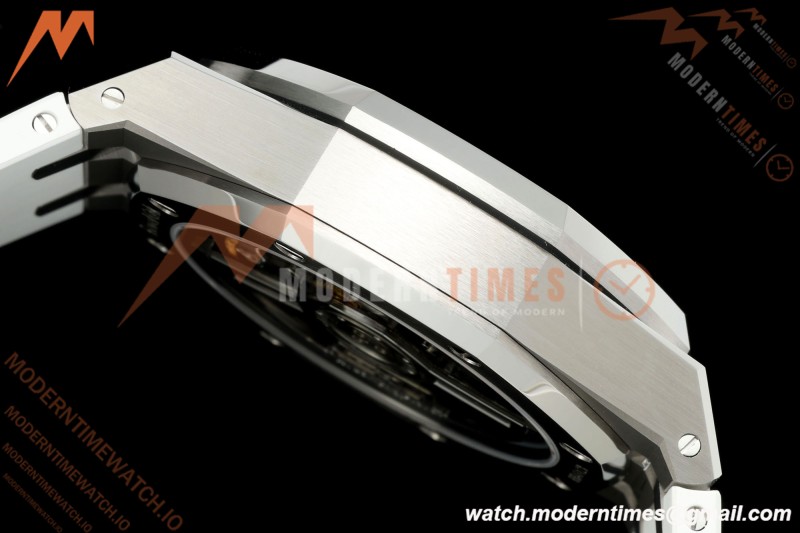 Audemars Piguet - Royal Oak 26240ST 50th Anniversary 41mm SS/RU White SWF Dial DDF DD4401