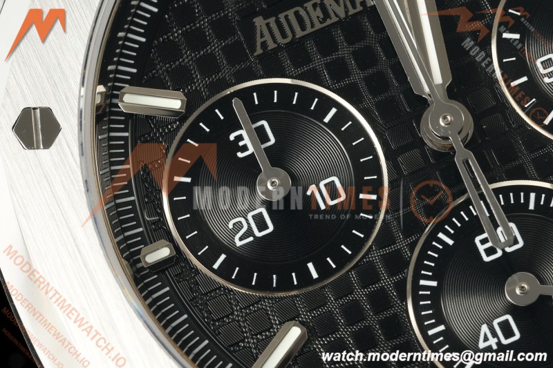 Audemars Piguet - Royal Oak 26240ST 50th Anniversary 41mm SS/SS Black SWF Dial DDF DD4401