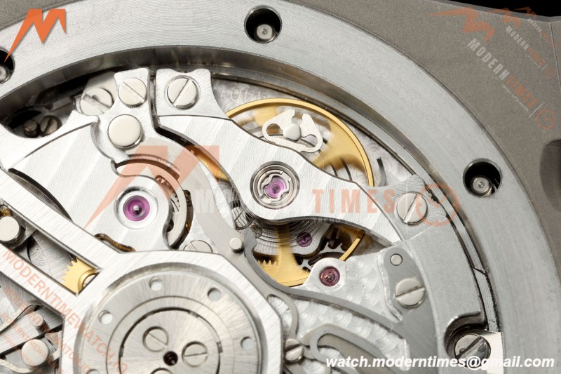 Audemars Piguet - Royal Oak 26240ST 50th Anniversary 41mm SS/SS Blue SWF Dial DDF DD4401