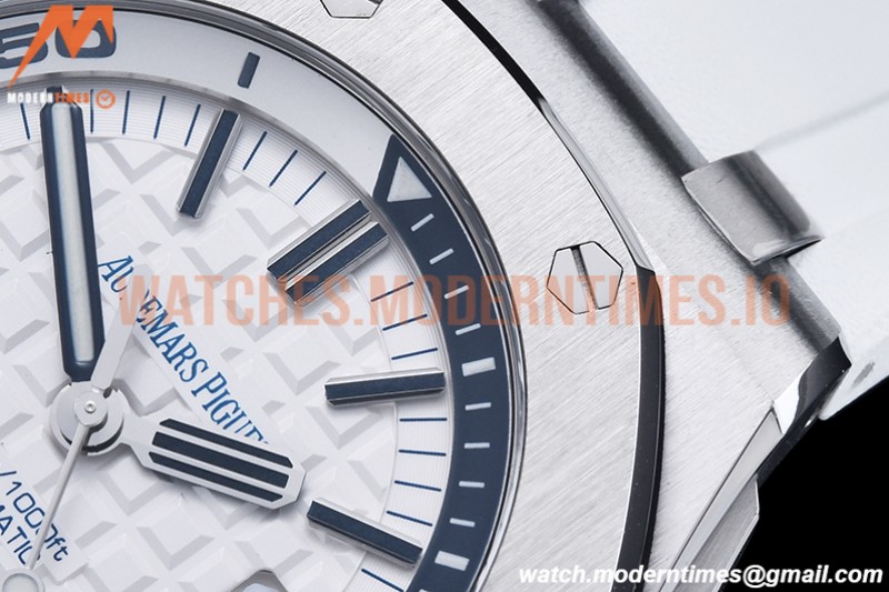 Audemars Piguet - Royal Oak Diver 15707CE CER/RU White APSF A3120