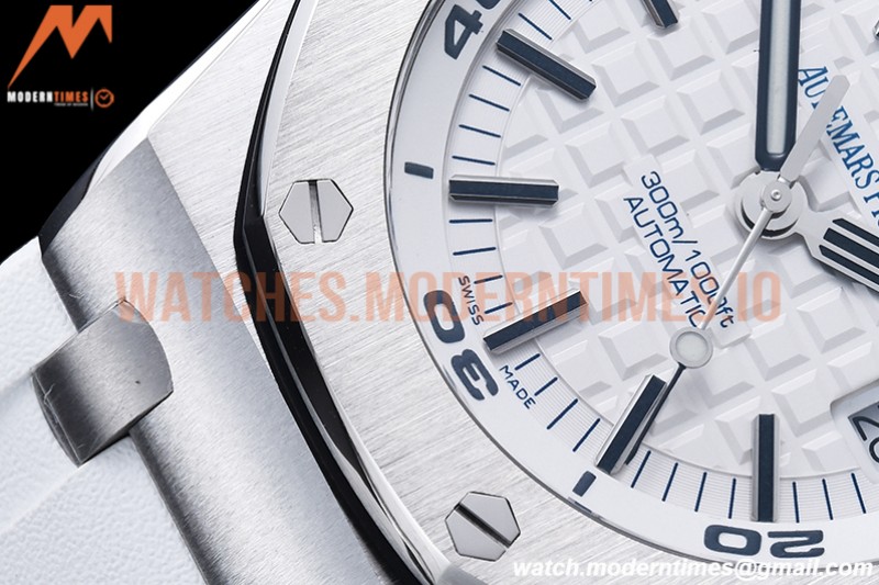 Audemars Piguet - Royal Oak Diver 15707CE CER/RU White APSF A3120