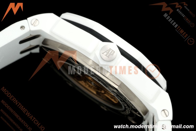 Audemars Piguet - Royal Oak Diver 15707CB CER/RU White APSF A3120