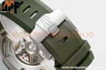 Audemars Piguet - Royal Oak Diver 15720ST 42mm SS/RU Green APF A4308