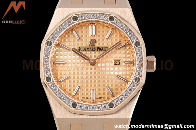 Audemars Piguet - Royal Oak Ladies 67651OR 33mm Dia RG/RG RG/Stk ZF Swiss Qtz