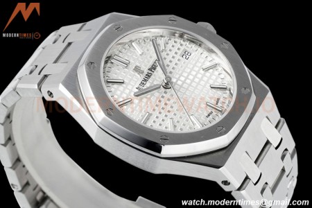 Audemars Piguet - Royal Oak Ladies 34mm 77350ST SS/SS White ZF A5800