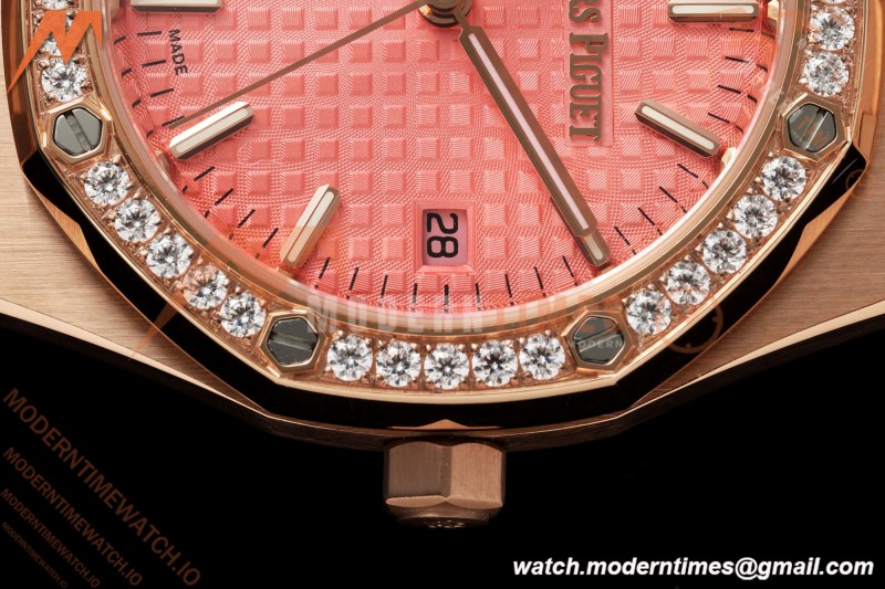 Audemars Piguet - Royal Oak Ladies 77450OR 34mm RG/RG Pink Dial 8F A5800