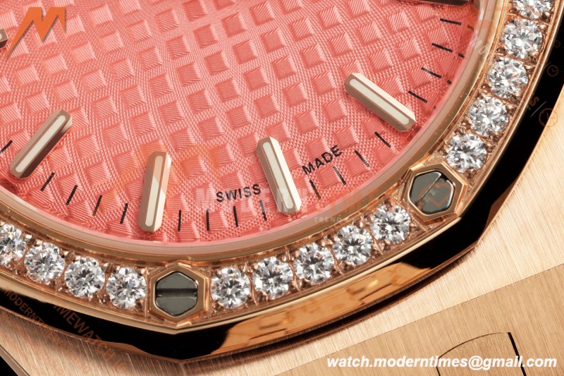 Audemars Piguet - Royal Oak Ladies 77450OR 34mm RG/RG Pink Dial 8F A5800