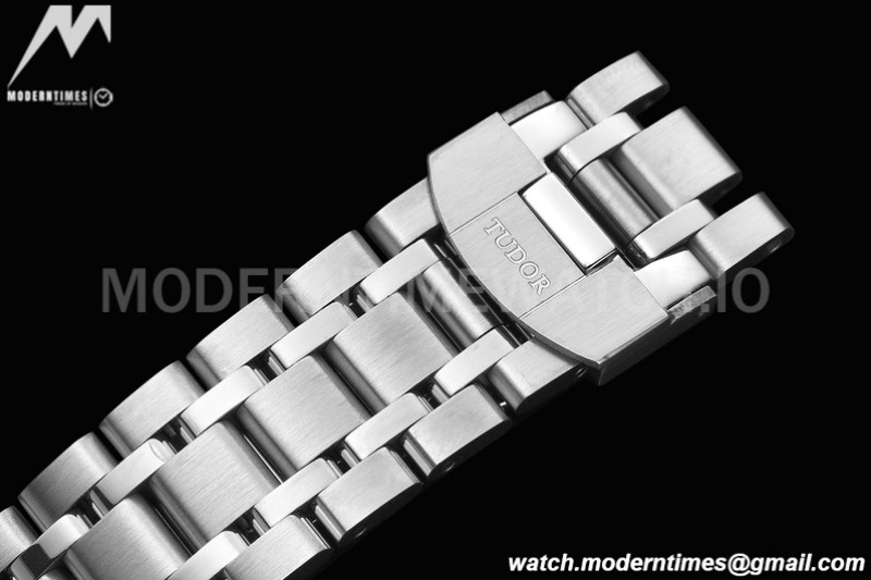 Tudor - Royal 28600 41mm SS/SS Blue/Rmn GDF MY8215