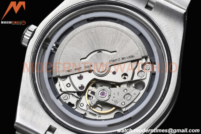 Tudor - Royal 28600 41mm SS/SS Silver/Rmn GDF MY8215