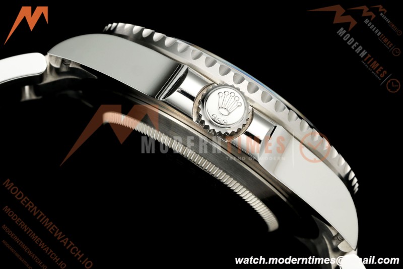 Rolex - Sea-Dweller 126600 43mm 904L Oys SS/SS Black VF DD3235