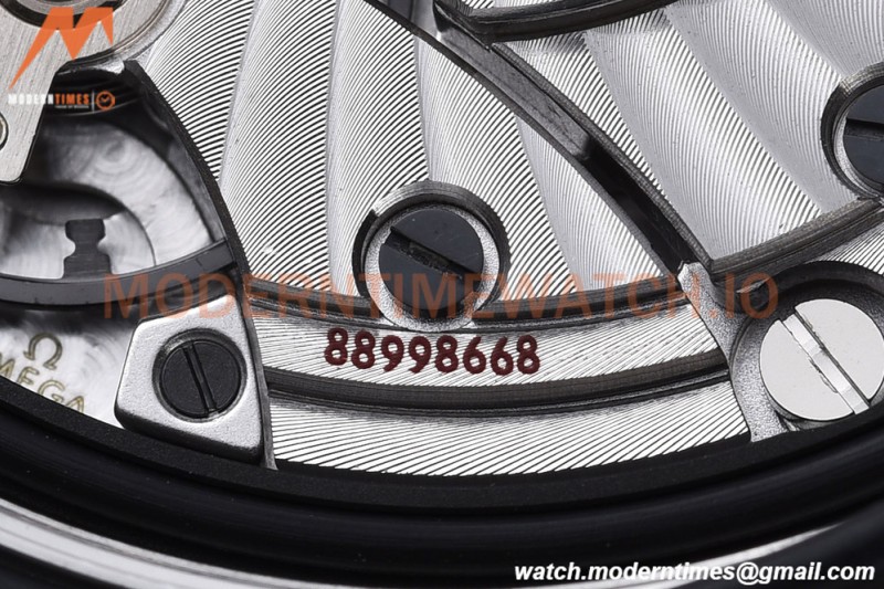 Omega - Seamaster Planet Ocean 600m 43.5mm SS/SS Black/Org VSF A8900
