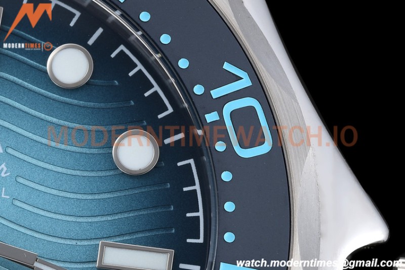 Omega - Seamaster Diver 300m 42mm SS/SS Gradient Blue GDF MY8215
