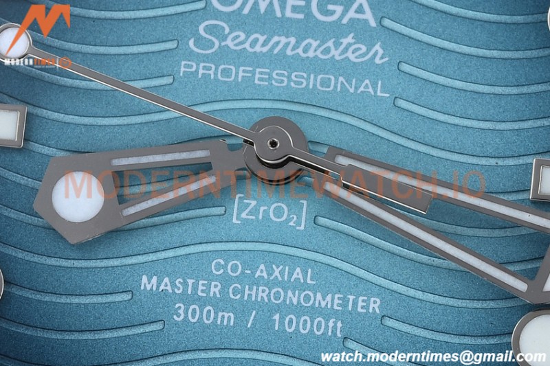 Omega - Seamaster Diver 300m 42mm SS/SS Gradient Blue GDF MY8215