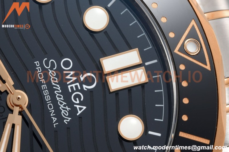 Omega - Seamaster Diver 300m 42mm RG/SS Black VSF A8800