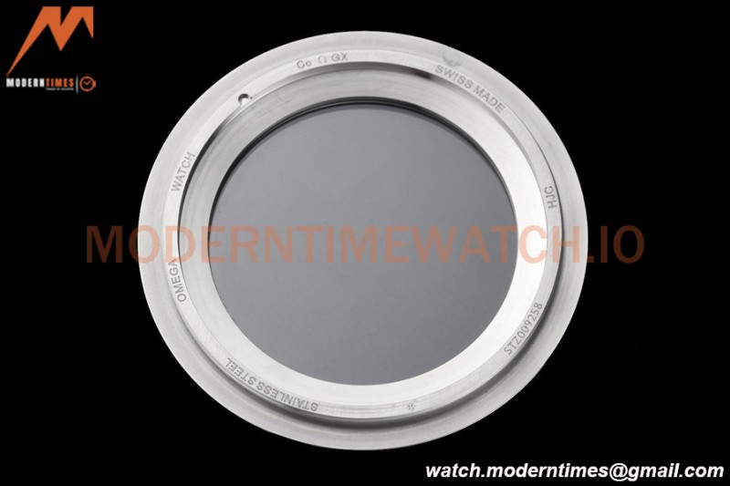 Omega - Seamaster Diver 300m 42mm Black SS/SS White Dial VSF A8800