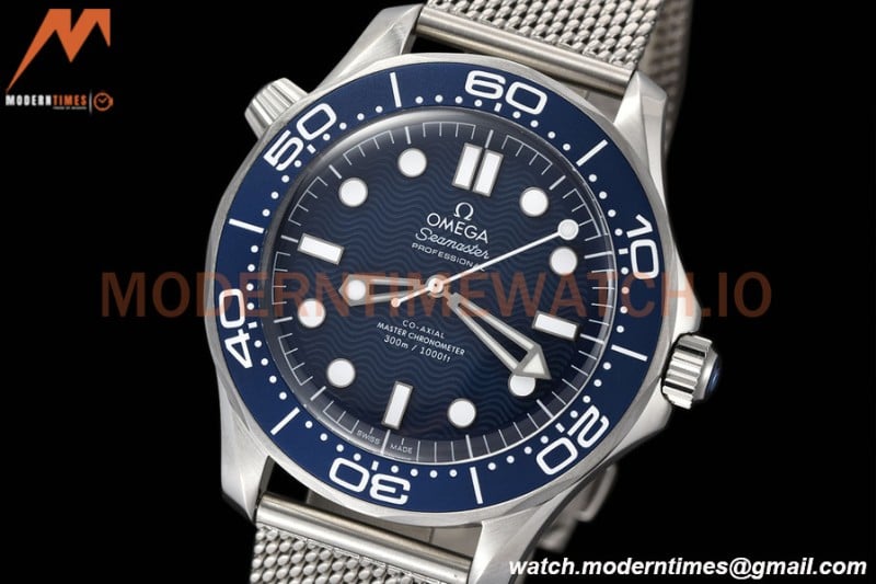 Omega - Seamaster Diver 300M 42mm James Bond 60th Anniv. SS/SS Blue VSF A8806