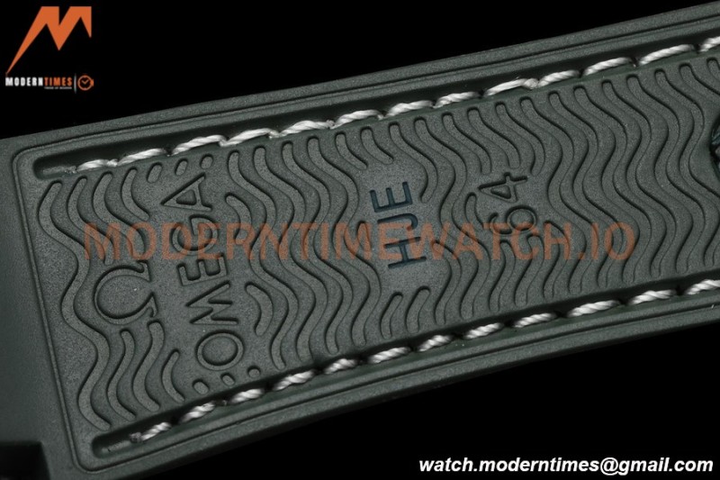 Omega - Seamaster Planet Ocean 600m 43.5mm SS/RU Grn/Cer Silver VSF A8900
