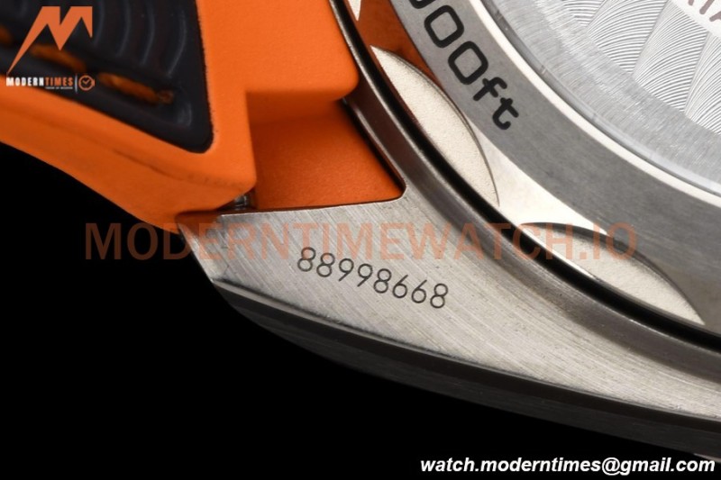 Omega - Seamaster Planet Ocean 600m 43.5mm TI/RU Gry/Cer Grey VSF A8900