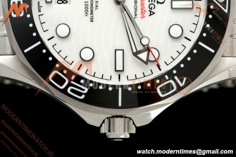 Omega - Seamaster Diver 300m 42mm Ceramic SS/SS White Dial VSF V4 VS8800