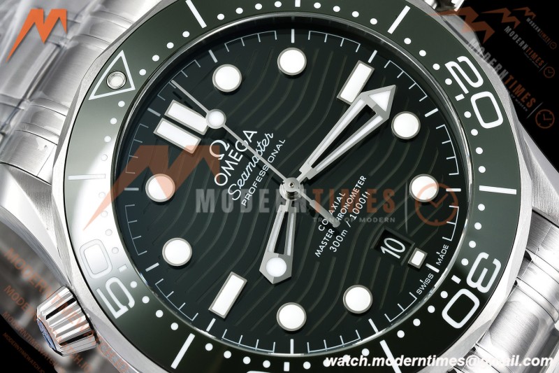 Omega - Seamaster Diver 300m 42mm Ceramic SS/SS Green Dial VSF V4 VS8800