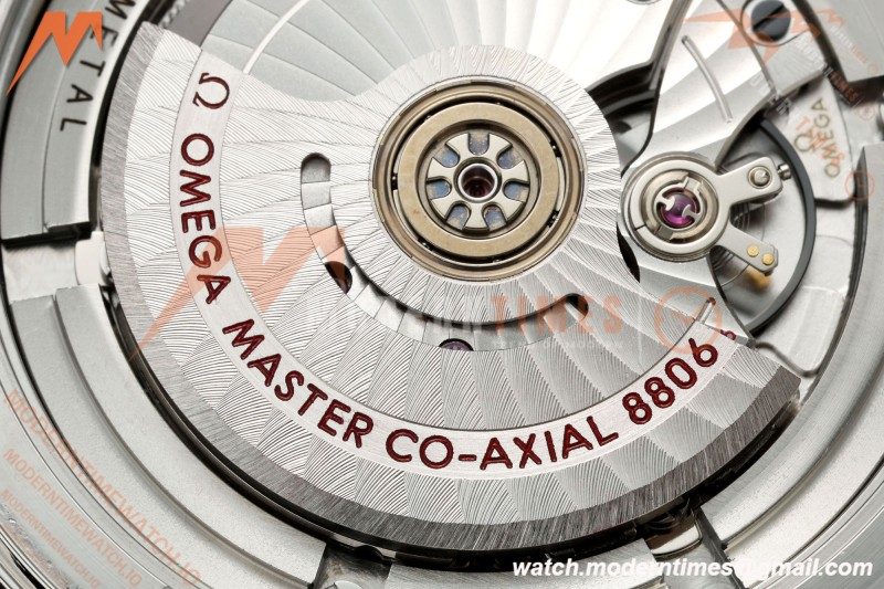 Omega - Seamaster Diver 300M 42mm James Bond 60th Anniv. SS/SS Blue VSF V4 A8806