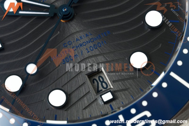 Omega - Seamaster Diver 300m 42mm SS Blue Ceramic Gray Dial ORF OR8800