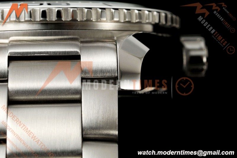 Omega - Seamaster Planet Ocean 600m 39.5mm SS/SS White Ceramic White Dial VSF V4 VS8800