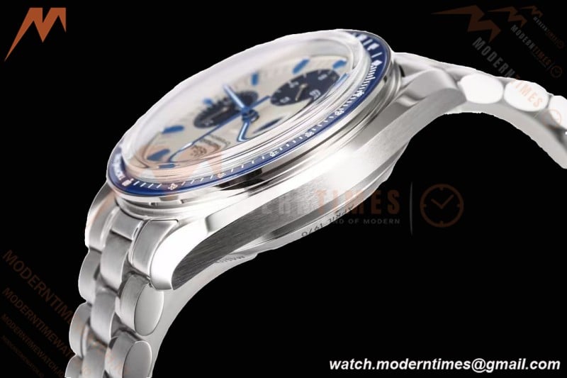 Omega - Speedmaster “Silver Snoopy Award” 50th Anniversary 42mm SS/NY Wht/Blue OSF V2 Cal.3861