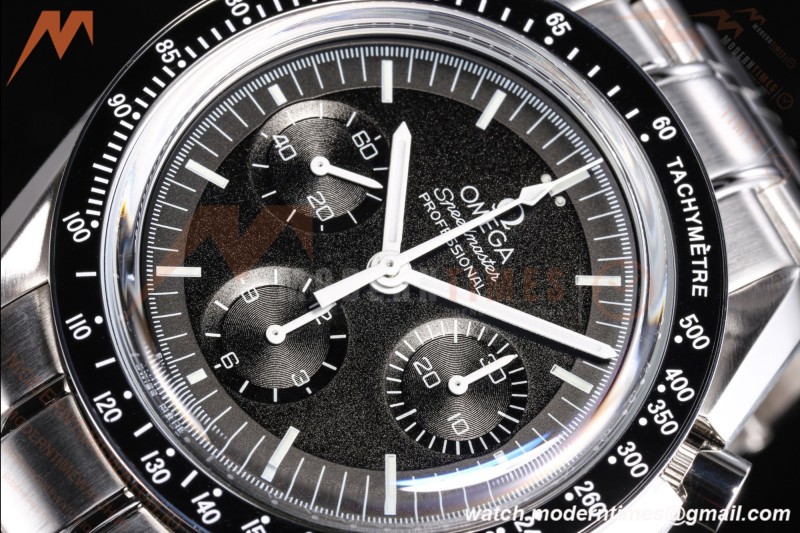 Omega - Speedmaster Moonwatch 44mm SS/SS Black TVSF A9300 | 오메가 - 스피드마스터 문워치 44mm SS/SS 블랙 TVSF A9300