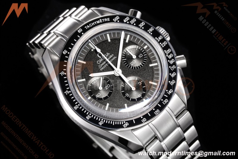 Omega - Speedmaster Moonwatch 44mm SS/SS Black TVSF A9300 | 오메가 - 스피드마스터 문워치 44mm SS/SS 블랙 TVSF A9300