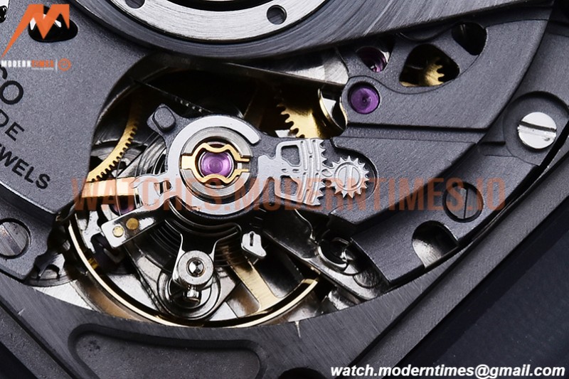 Hublot - Square Bang Unico 42mm TI/RU Ske BBF A1280
