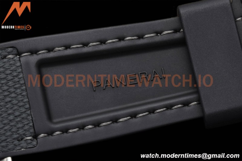 Panerai - PAM1579 Submersible Luna Rossa 42mm SS/RU White VSF P900