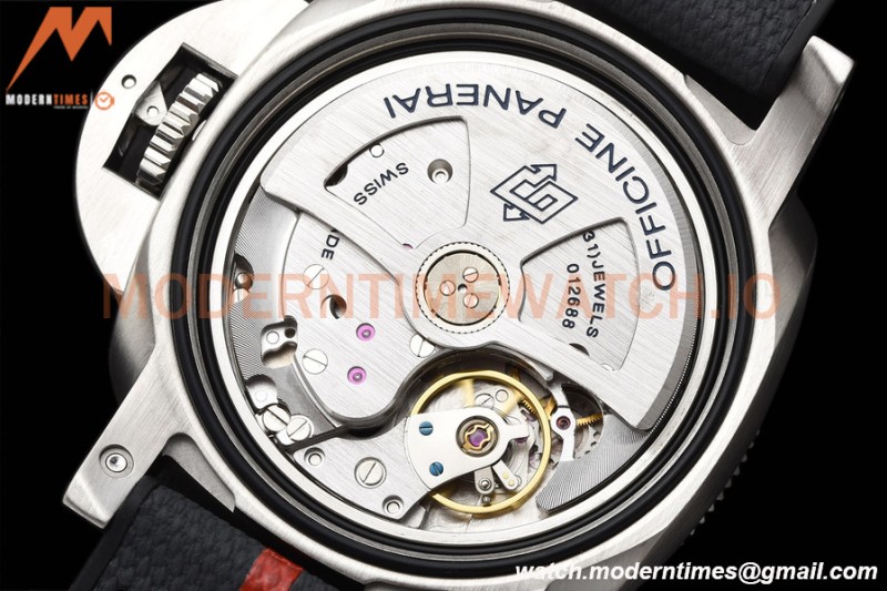 Panerai - PAM1579 Submersible Luna Rossa 42mm SS/RU White VSF P900