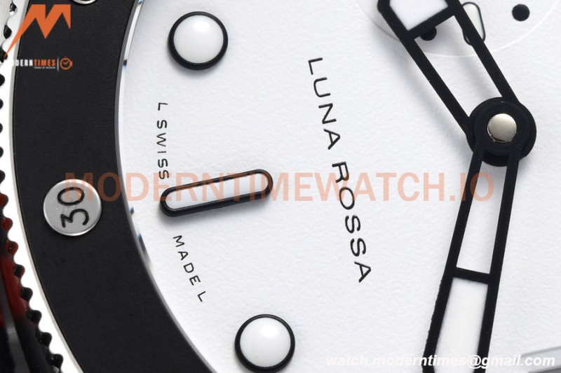 Panerai - PAM1579 Submersible Luna Rossa 42mm SS/RU White VSF P900