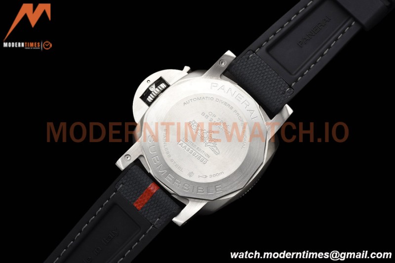 Panerai - PAM1565 Submersible Luna Rossa 42mm SS/RU Blue VSF P900