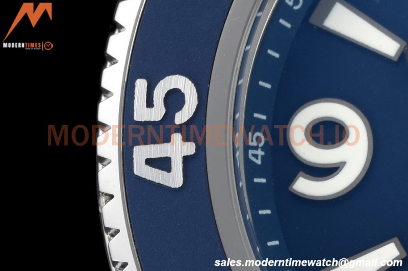 Breitling - Superocean 44mm SS/RU Blue BLSF A2824