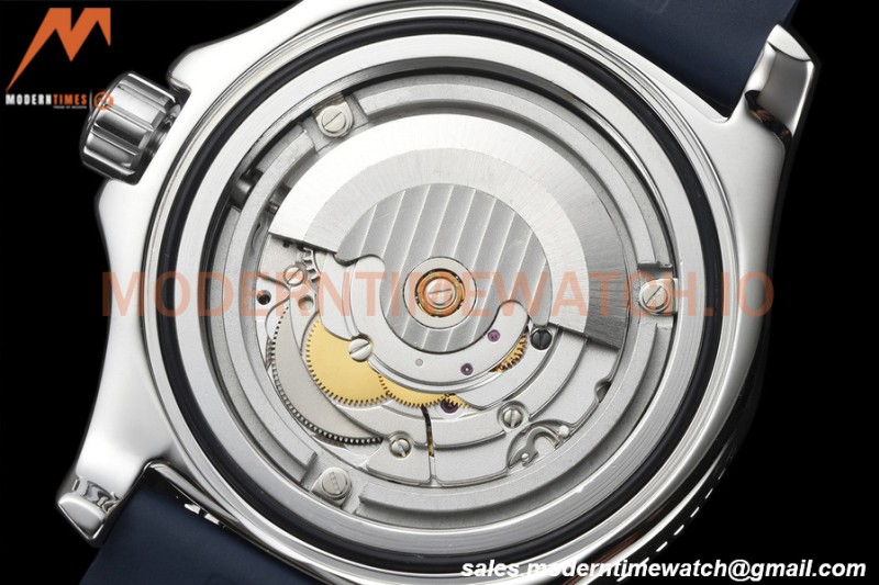 Breitling - Superocean 44mm SS/RU White BLSF A2824