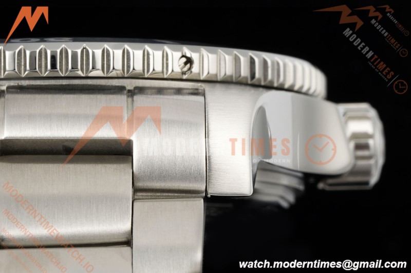 Breitling - Superocean Special 44mm Ceramic SS/SS Wht/Stk/Num TF V2 A2824