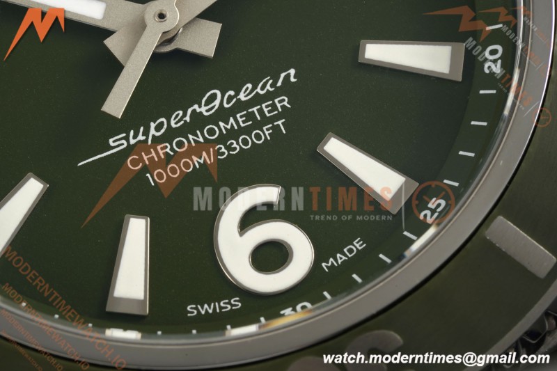 Breitling - Superocean Special 44mm Ceramic SS/NY Grn/Stk/Num TF V2 A2824