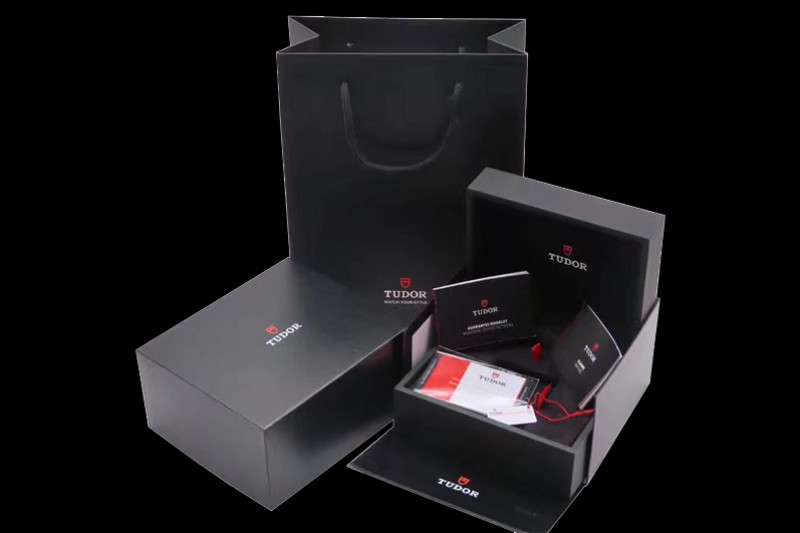 Tudor - Black Wooden Watch Box Set Top 1:1 Quality with Booklet and Card