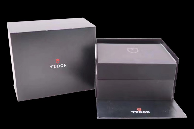 Tudor - Black Wooden Watch Box Set Top 1:1 Quality with Booklet and Card