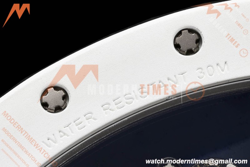 Richard Mille - RM055 Bubba Watson White CER/RU Blk/Blk Rehaut Skeleton SZF RMUL2